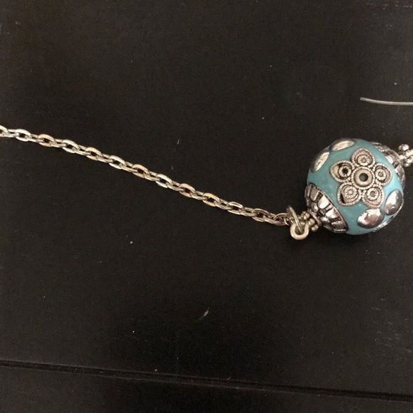 Handcrafted bead necklace. - Picture 7 of 7